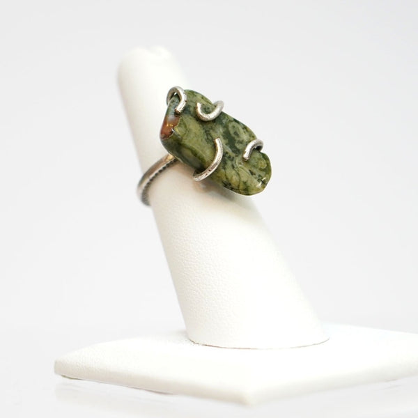 ･ﾟ✧*･ﾟ* SOLD OUT *･ﾟ*✧･ﾟ     Green Jasper Ring in Silver